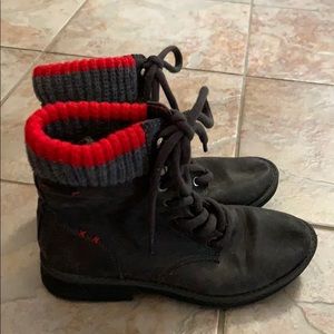 Mad Love Gray suede boots